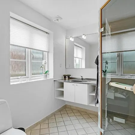 Дом отдыха Nice Home In Romo With Sauna